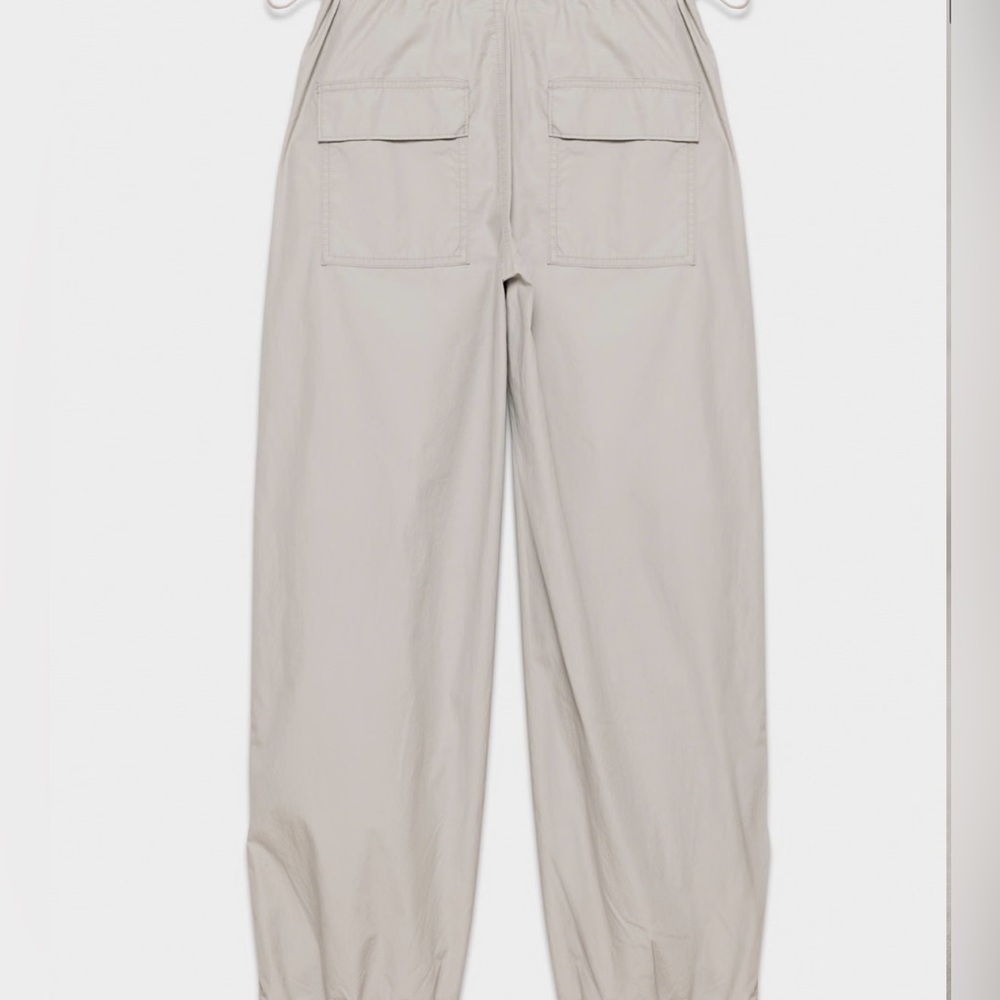 Oysho small grey cargo parachute pants - Picture 5 of 8